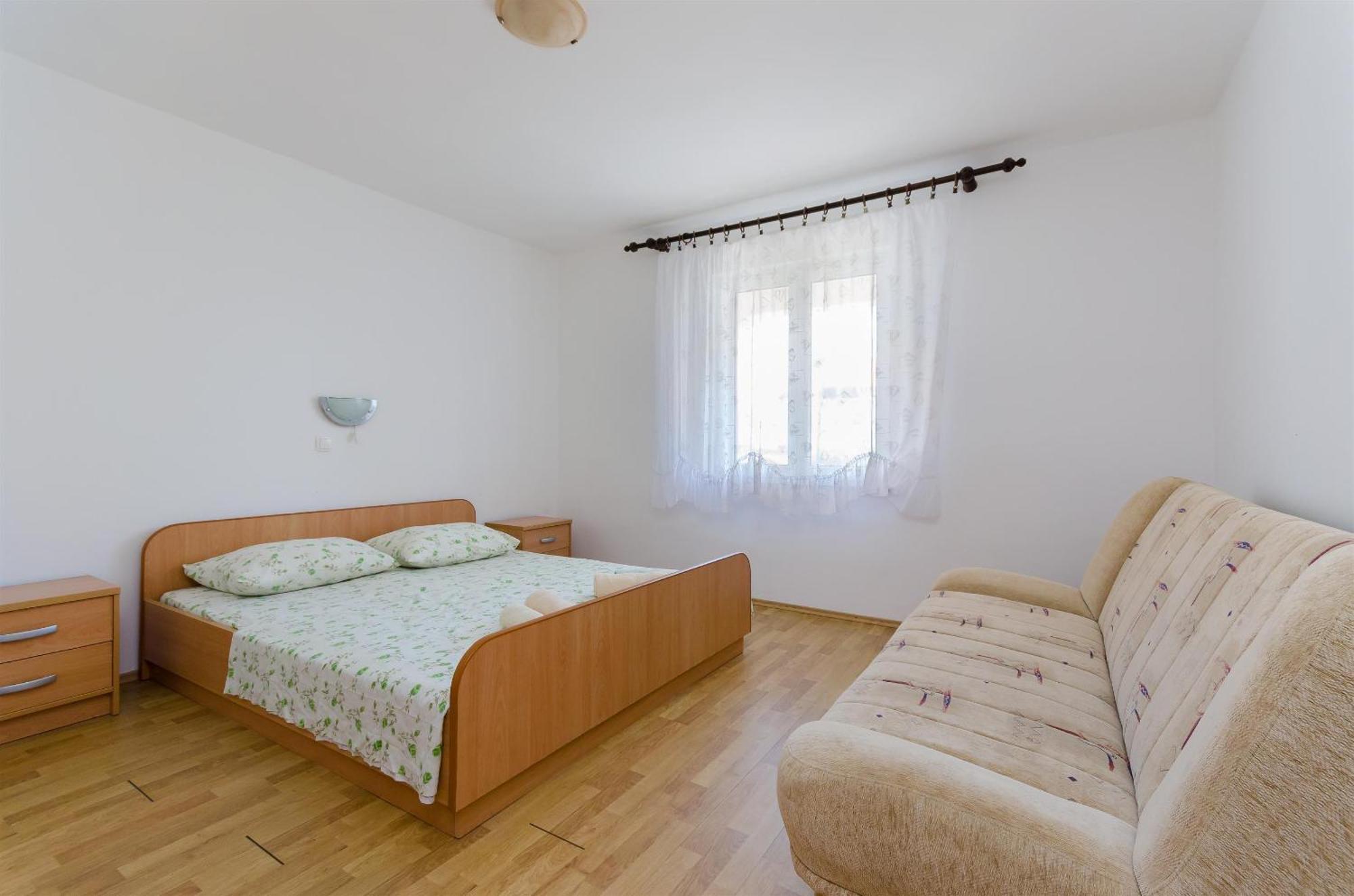 Apartments Ester Лопар Екстер'єр фото